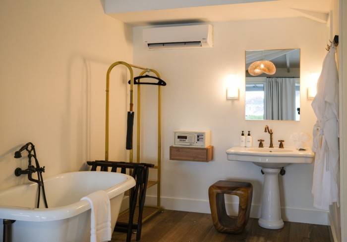Moonlight Rooms — view 11